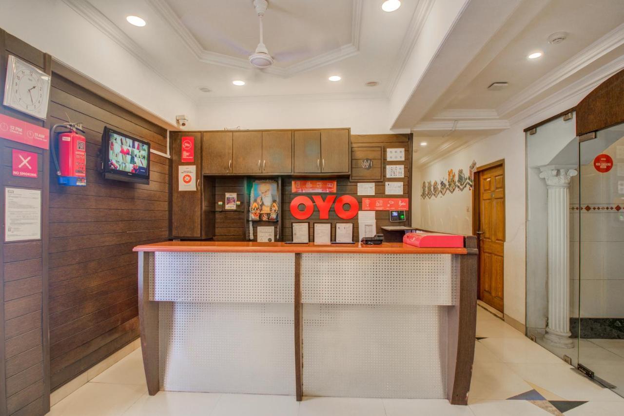 Hotel OYO Flagship 572 Santacruz West Bombaj Zewnętrze zdjęcie