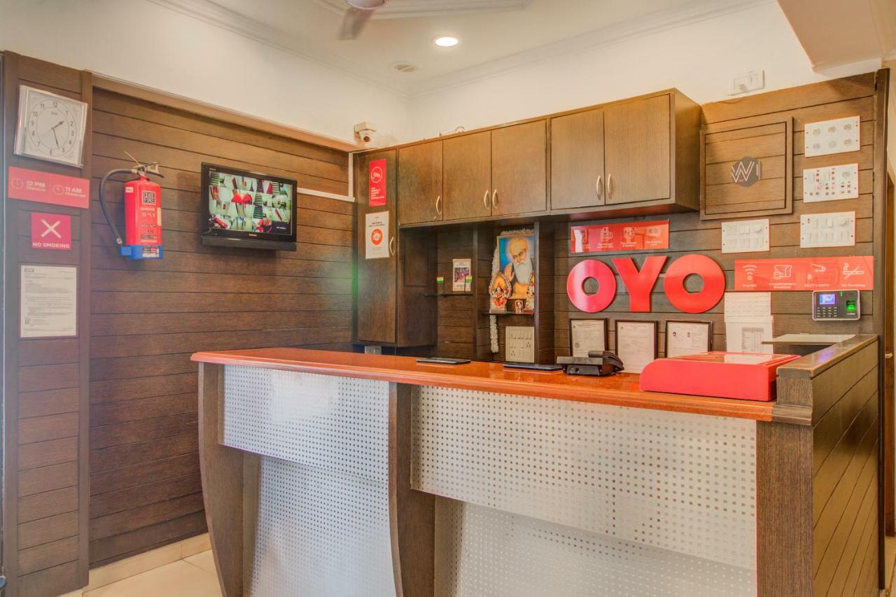 Hotel OYO Flagship 572 Santacruz West Bombaj Zewnętrze zdjęcie
