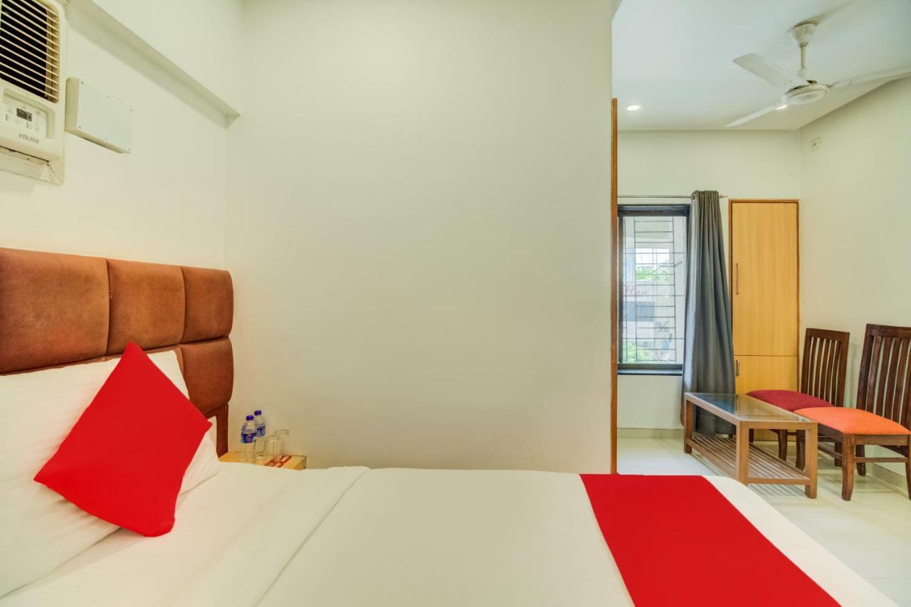 Hotel OYO Flagship 572 Santacruz West Bombaj Zewnętrze zdjęcie