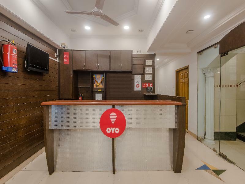 Hotel OYO Flagship 572 Santacruz West Bombaj Zewnętrze zdjęcie